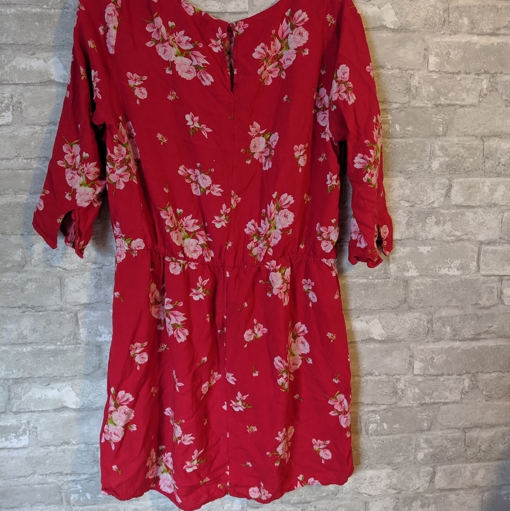 Never worn summertime dress